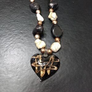 Black and gold heart necklace